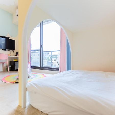 Sunlight Forest Homestay Tainan Esterno foto