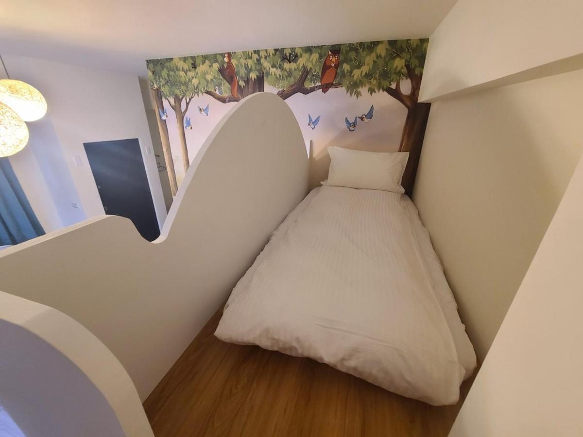 Sunlight Forest Homestay Tainan Esterno foto