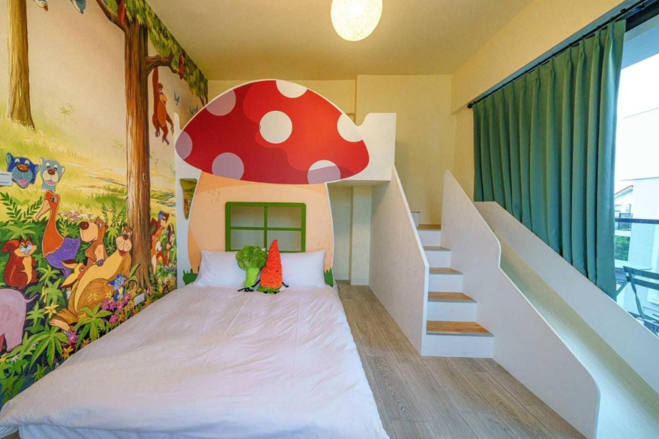 Sunlight Forest Homestay Tainan Esterno foto