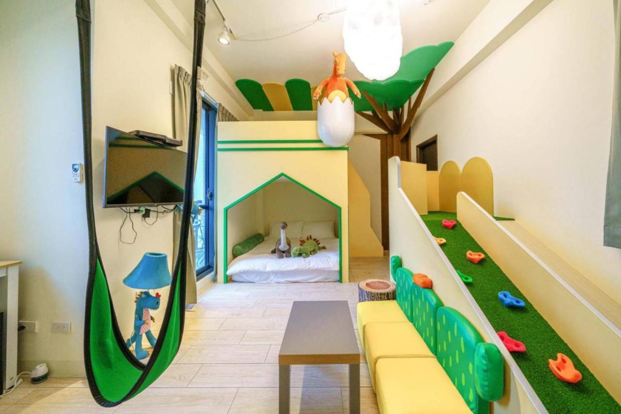 Sunlight Forest Homestay Tainan Esterno foto