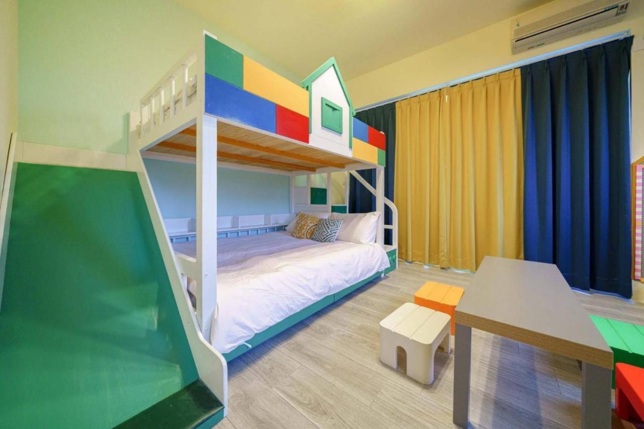 Sunlight Forest Homestay Tainan Esterno foto
