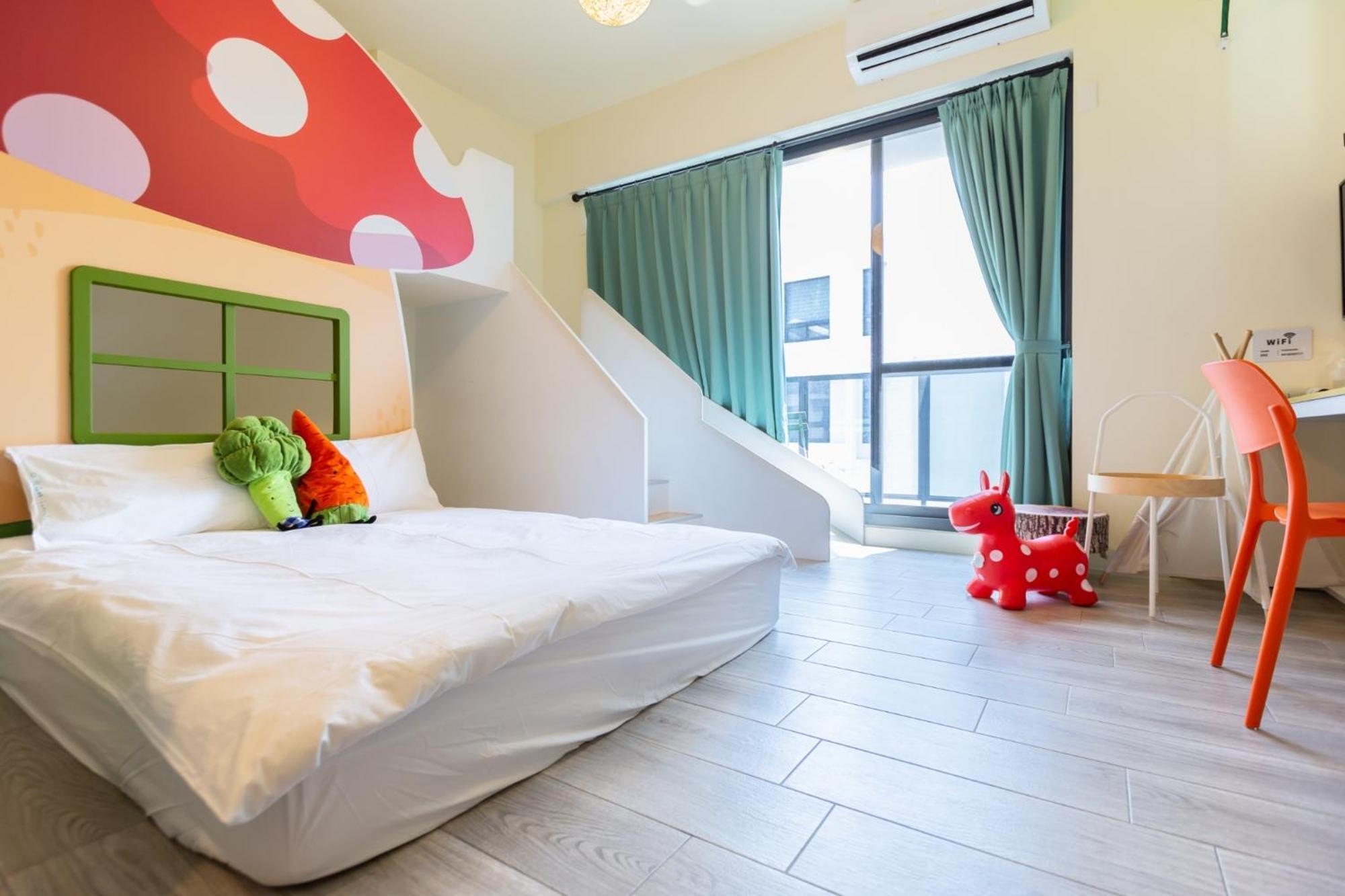 Sunlight Forest Homestay Tainan Esterno foto
