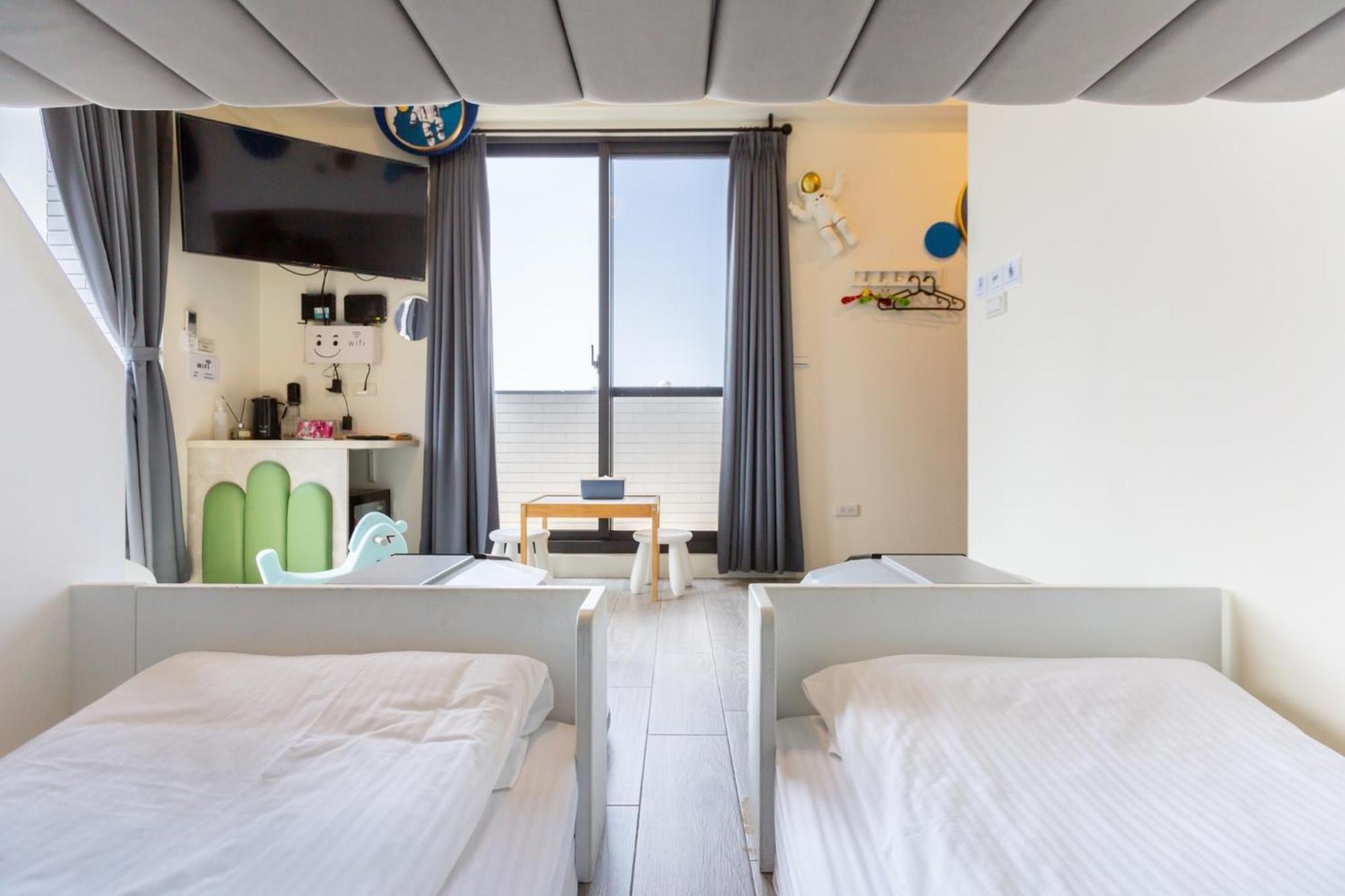 Sunlight Forest Homestay Tainan Esterno foto