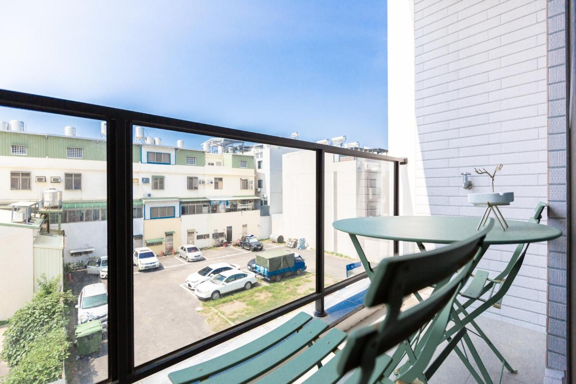 Sunlight Forest Homestay Tainan Esterno foto