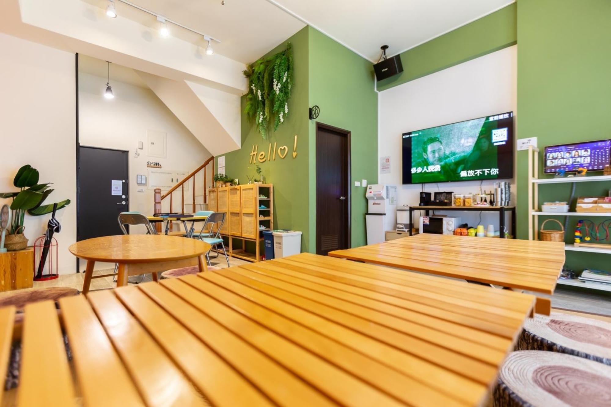 Sunlight Forest Homestay Tainan Esterno foto